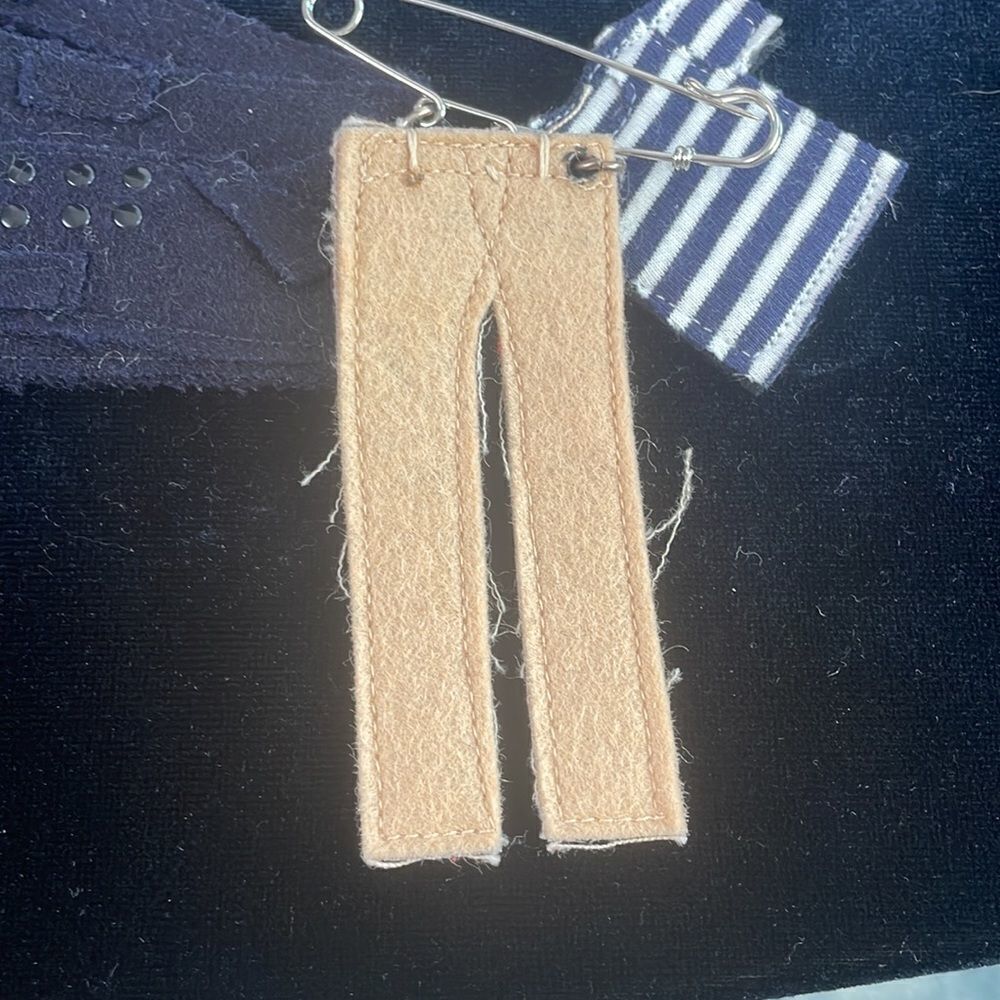 Ann Marie Herckers Feltoutfit Pin View 3